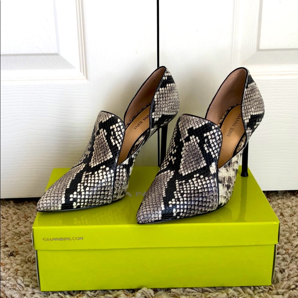 Giani Bini Leather Stilleto heels
